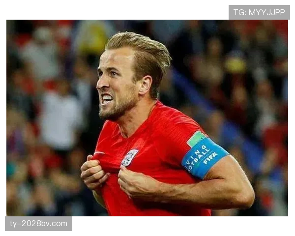 凯恩与奥巴梅扬的进球效率差异：射门转化率与进攻角色解析